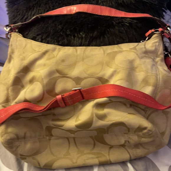 Purse - Picture 2 of 3